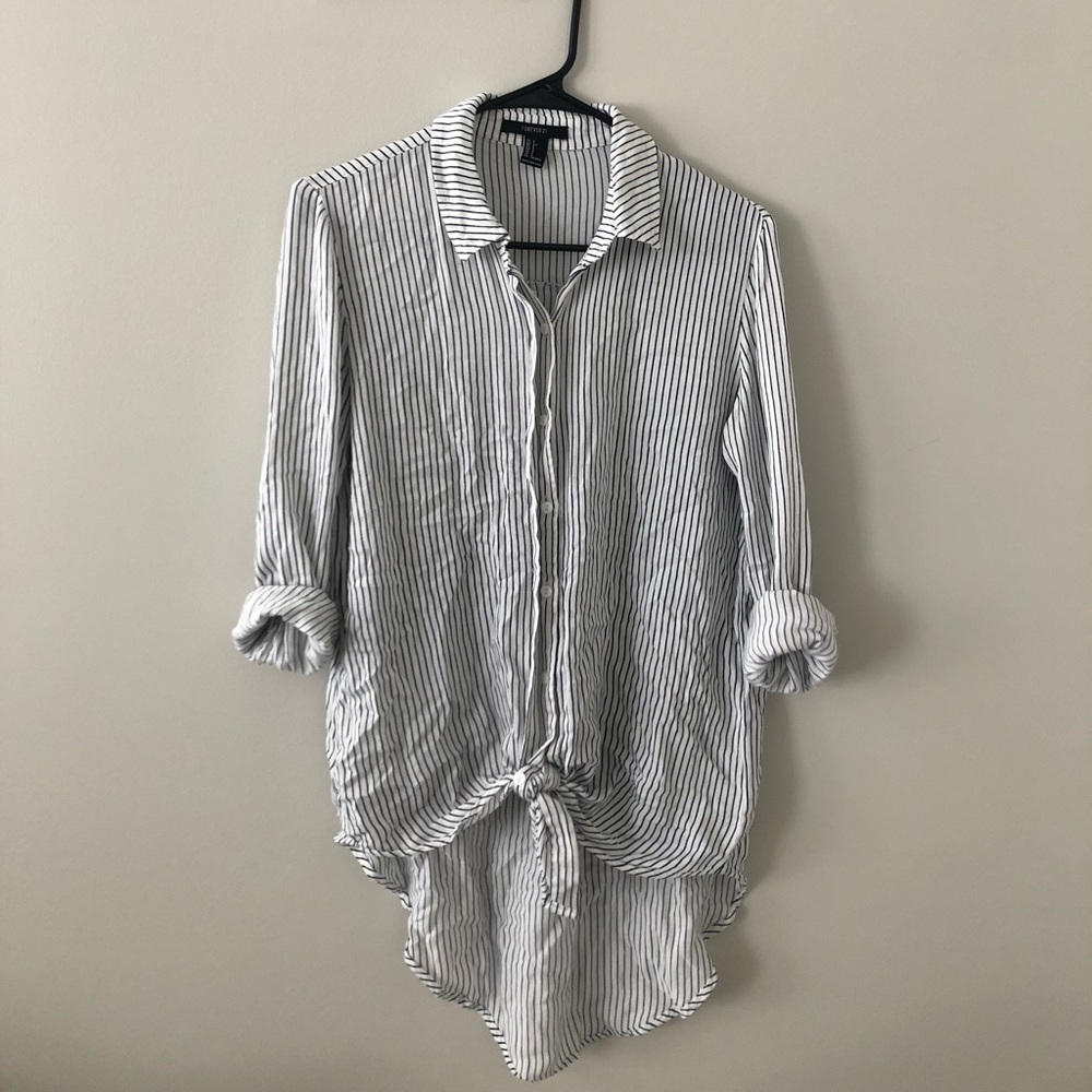 Striped black & white blouse